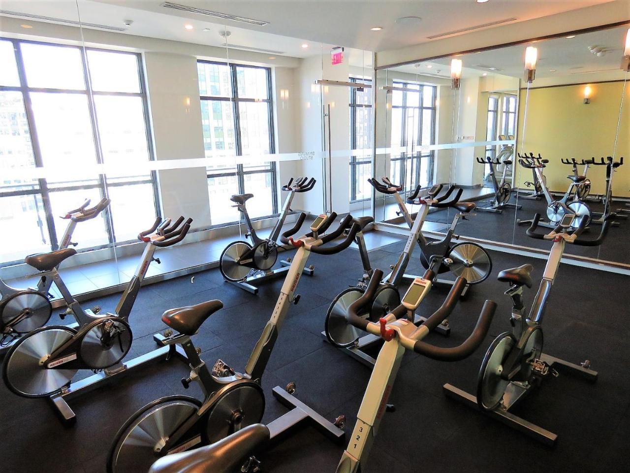 Upscale Suite At Cn Tower, Metro Convention & Rogers Centre 多伦多 外观 照片